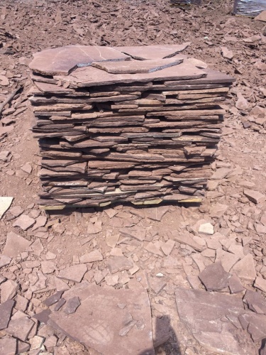 Плитняк лемезит бордовый для цоколя 1,5-2 см купить в Республике Карелия