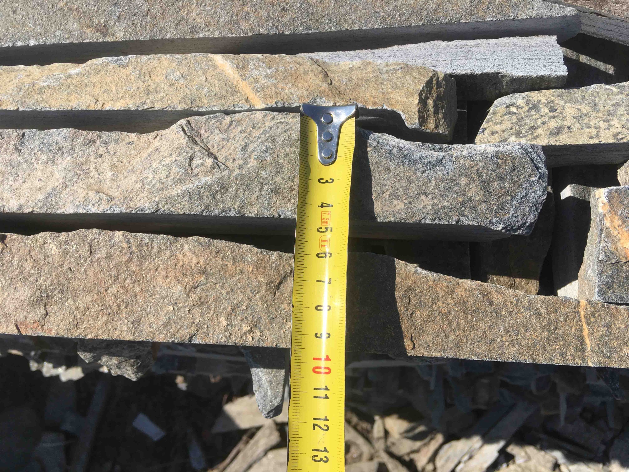 Горбушка златолит мультиколор для облицовки купить в Республике Карелия