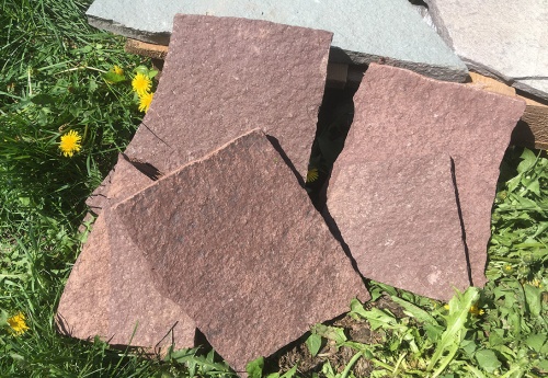 Плитняк лемезит бордовый для цоколя 1,5-2 см купить в Республике Карелия