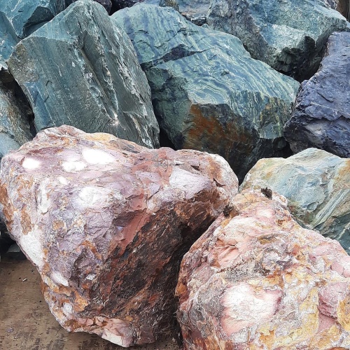 Ландшафтные глыбы красно-фиолетовые 200-1000 килограмм купить в Республике Карелия