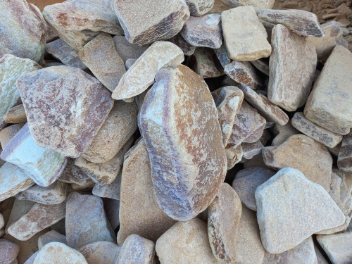 Златолит жёлтый, жёлто-зелёный глыбки и валуны для ланшафтного дизайна купить в Республике Карелия