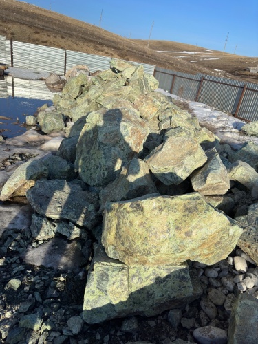 Камни для ландшафтного дизайна зелёные 10-60 килограмм купить в Республике Карелия