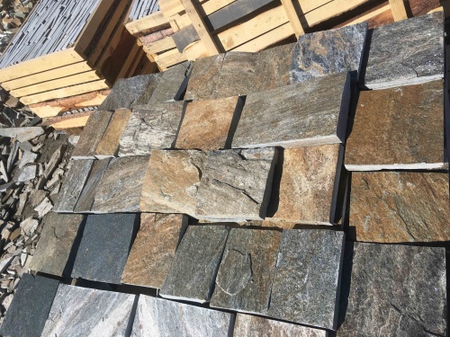 Плитка пилёная златолит Уральский для цоколя, отмостки купить в Республике Карелия