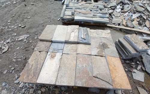 Плитка пилёная златолит Уральский для цоколя, отмостки купить в Республике Карелия