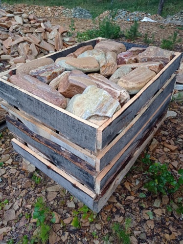 Златолит жёлтый, жёлто-зелёный глыбки и валуны для ланшафтного дизайна купить в Республике Карелия