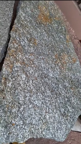 Плитняк златолит серебристый для цоколя, отмостки купить в Республике Карелия