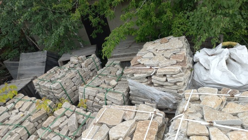 Гранитный плитняк галтованный для парковки купить в Республике Карелия