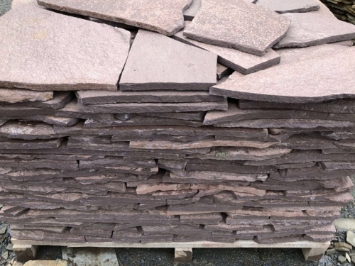 Плитняк лемезит бордовый для облицовки цоколя 20-25 мм  купить в Республике Карелия