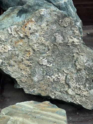 Ландшафтные глыбы зелёные 200-500 килограмм купить в Республике Карелия